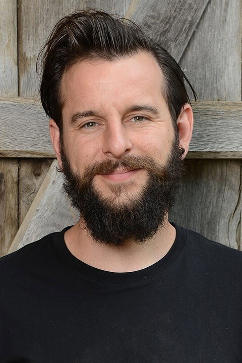 Dominic Chinea as Self - Expert in The Repair Shop on the Road