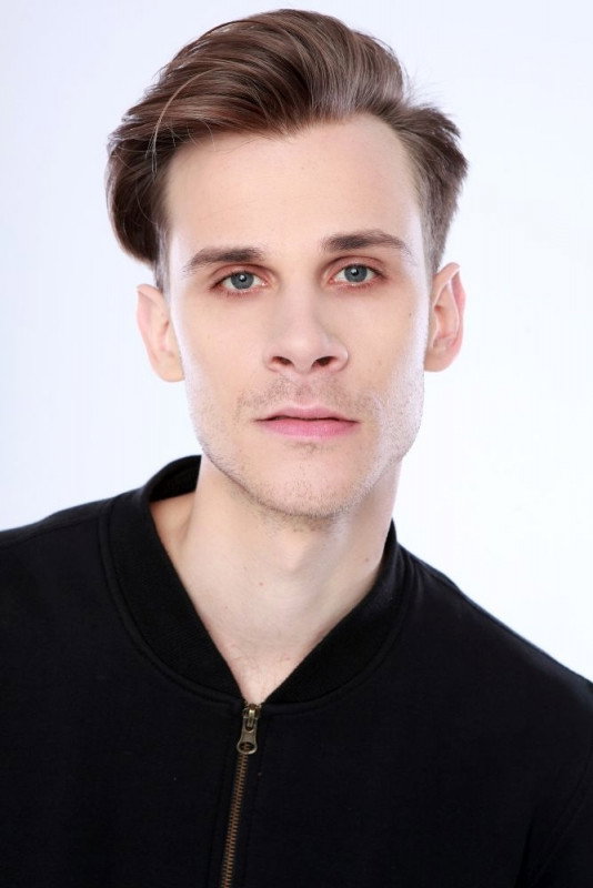 Marcel Sabat as Tadeusz Zawadzki "Zośka" in Stones for the Rampart