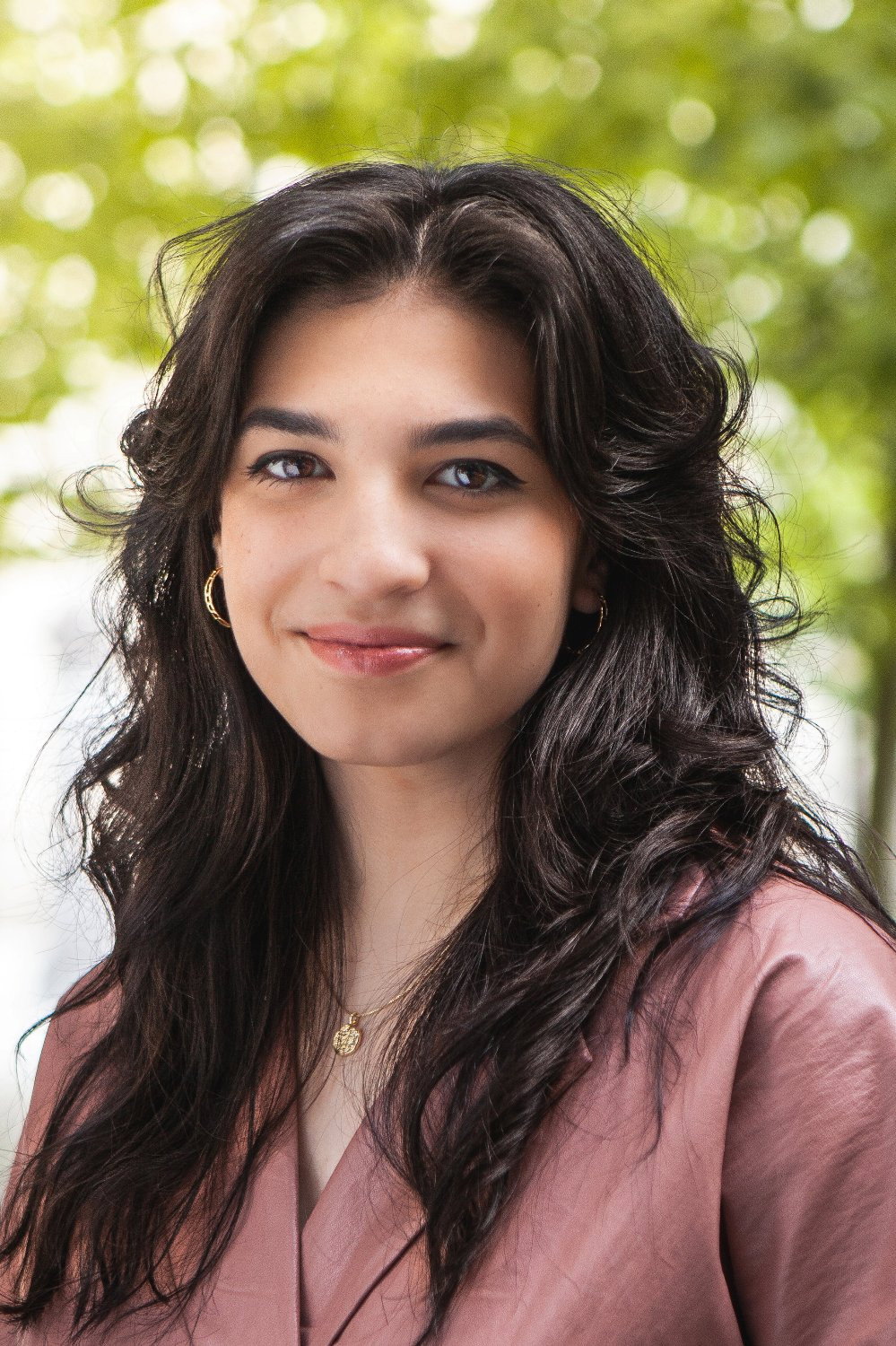 Ivana Noa as Sterre in DAUW
