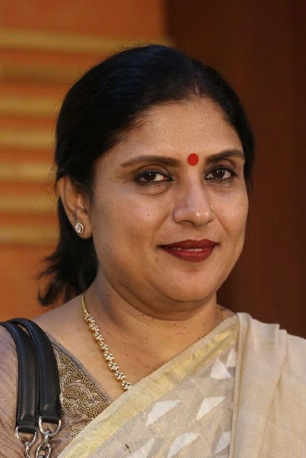 சிறீபிரியா as Naagini in Neeya?