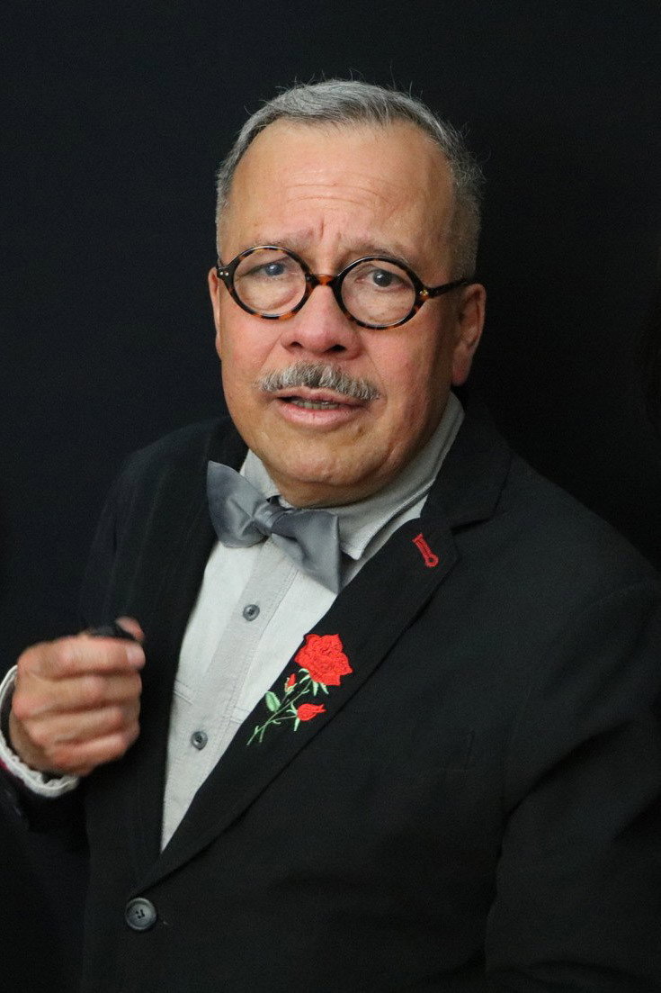 Humberto Vélez as Squalion in Olocoons