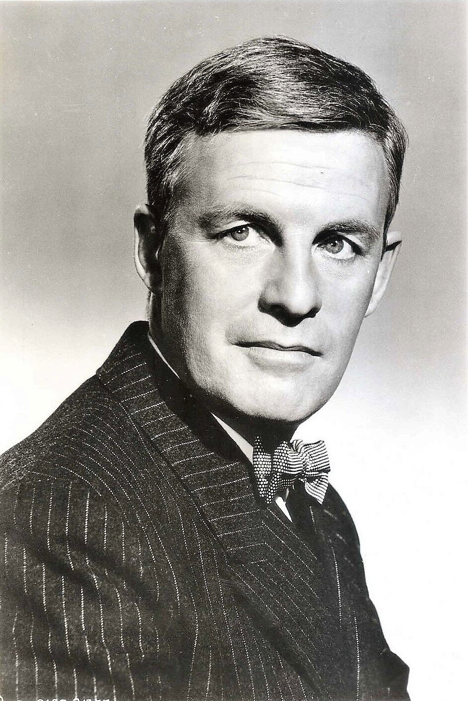 Alf Kjellin as Rogers in Two Living, One Dead