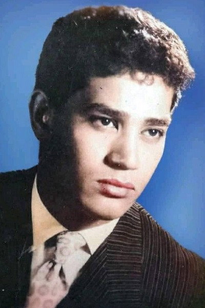 Moharam Fouad as كمال in Men Gheir Ma'ad