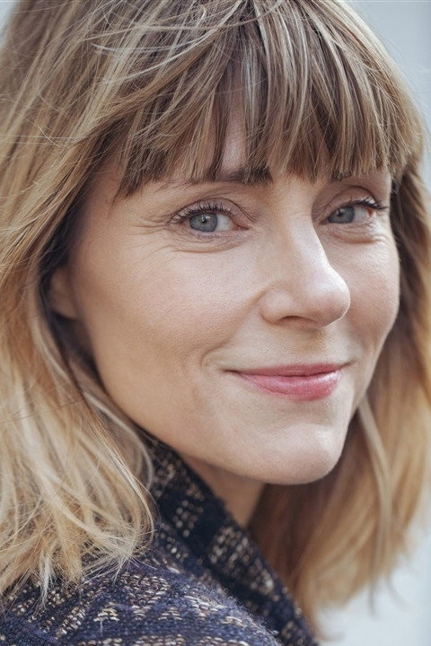 Charley Fouquet as Edith in À cran, deux ans après