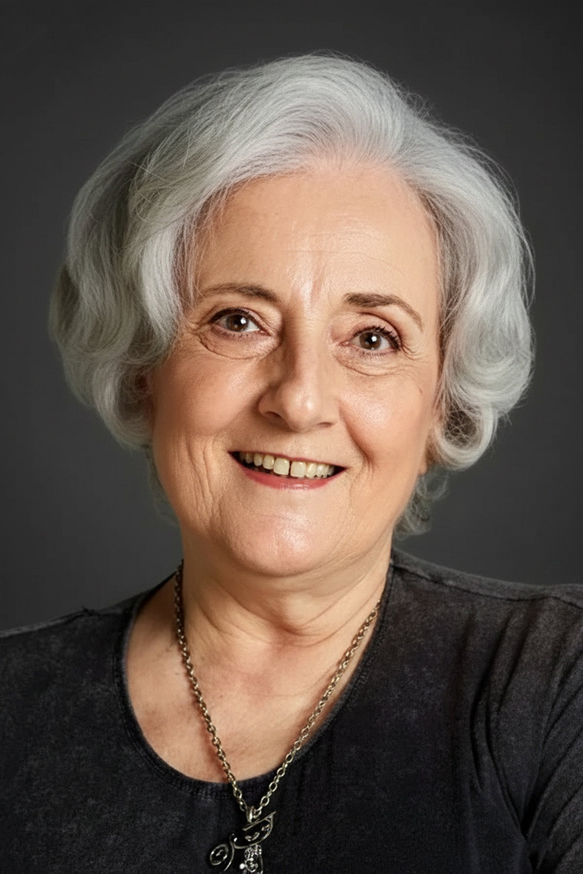 Güler Ökten as Naciye in My Mother’s Tale