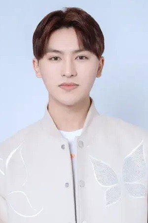 胡杰 as Xiao K in My Kung Fu Girlfriend
