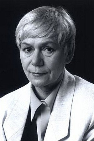Jadwiga Lesiak as szefowa biura projektów in Where the Water Is Pure and the Grass Is Green