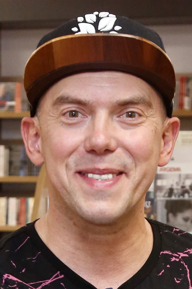 Ladislav Hruška as Mluvčí prezidenta in Christmas 'Killing Joke'