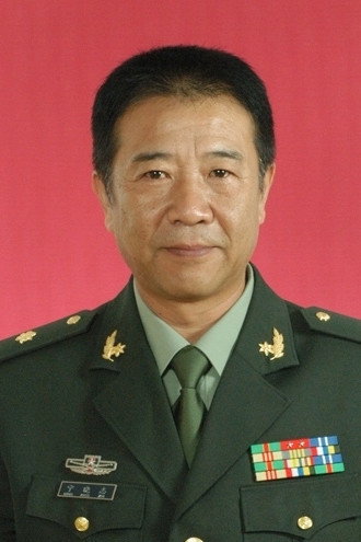 宁晓志 as Luo Wenkang in Destroy
