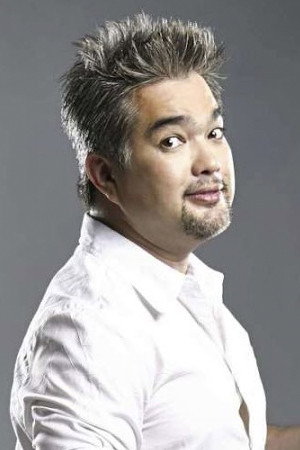 Jeffrey Santos as Eric de Saavedra in Ikaw Na Sana