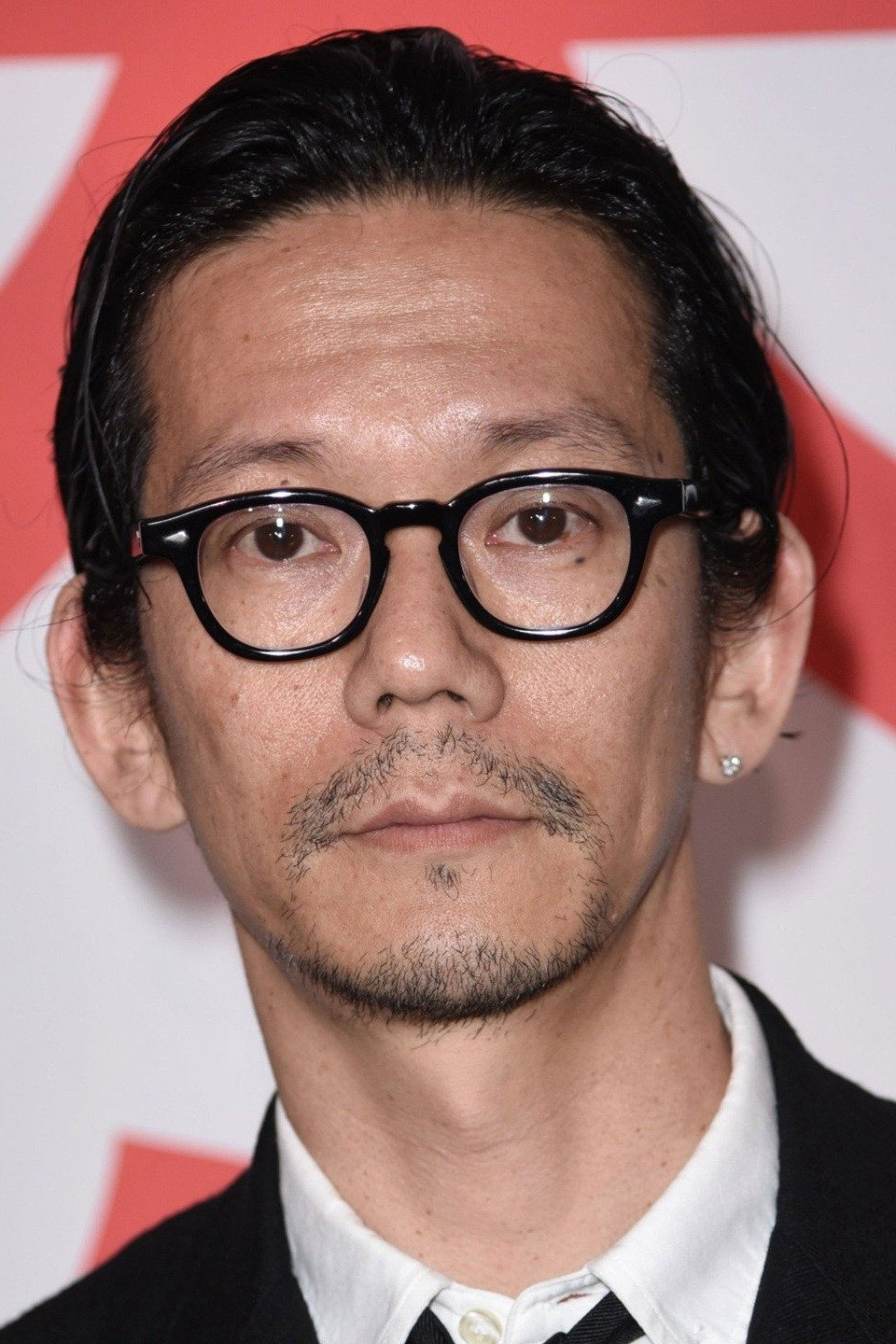 Kunichi Nomura as Mayor Kobayashi (voice) in Isle of Dogs