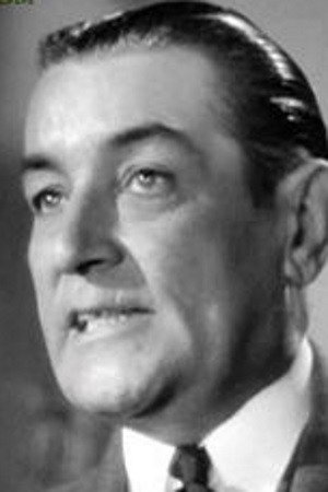 Frederick Vogeding as Leopold van Zonshoven in Major Frans
