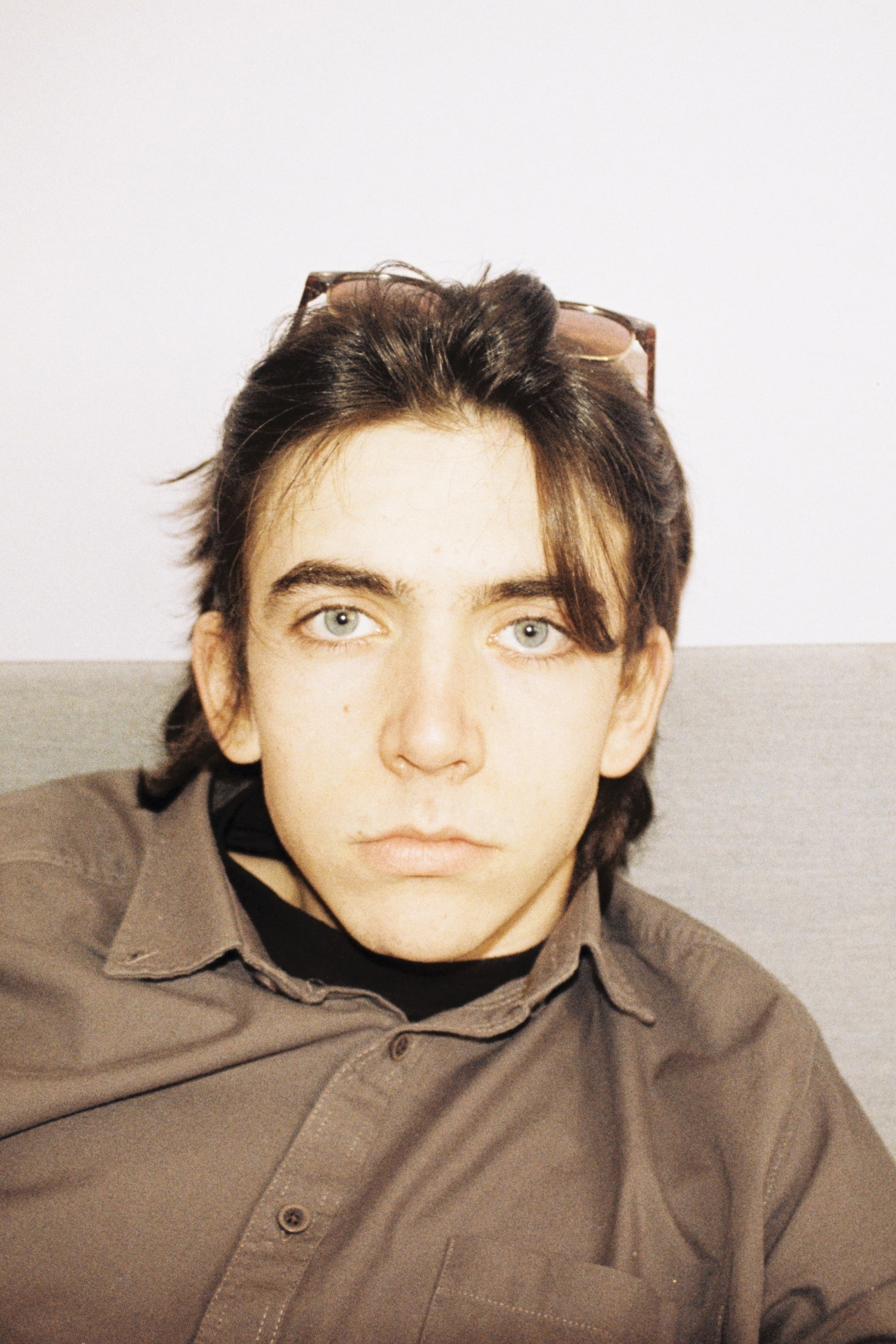 Fernando Sá Machado as 77 in ly débora