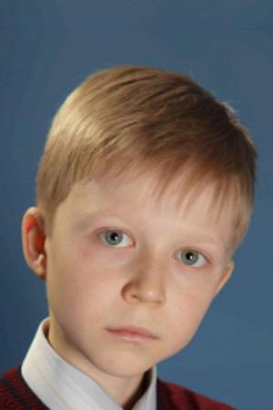 Matvey Novikov as Alyosha in Loveless