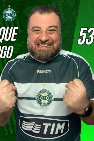 César Jr. as Commentator in 1973 - OS CAMPEÕES DO POVO