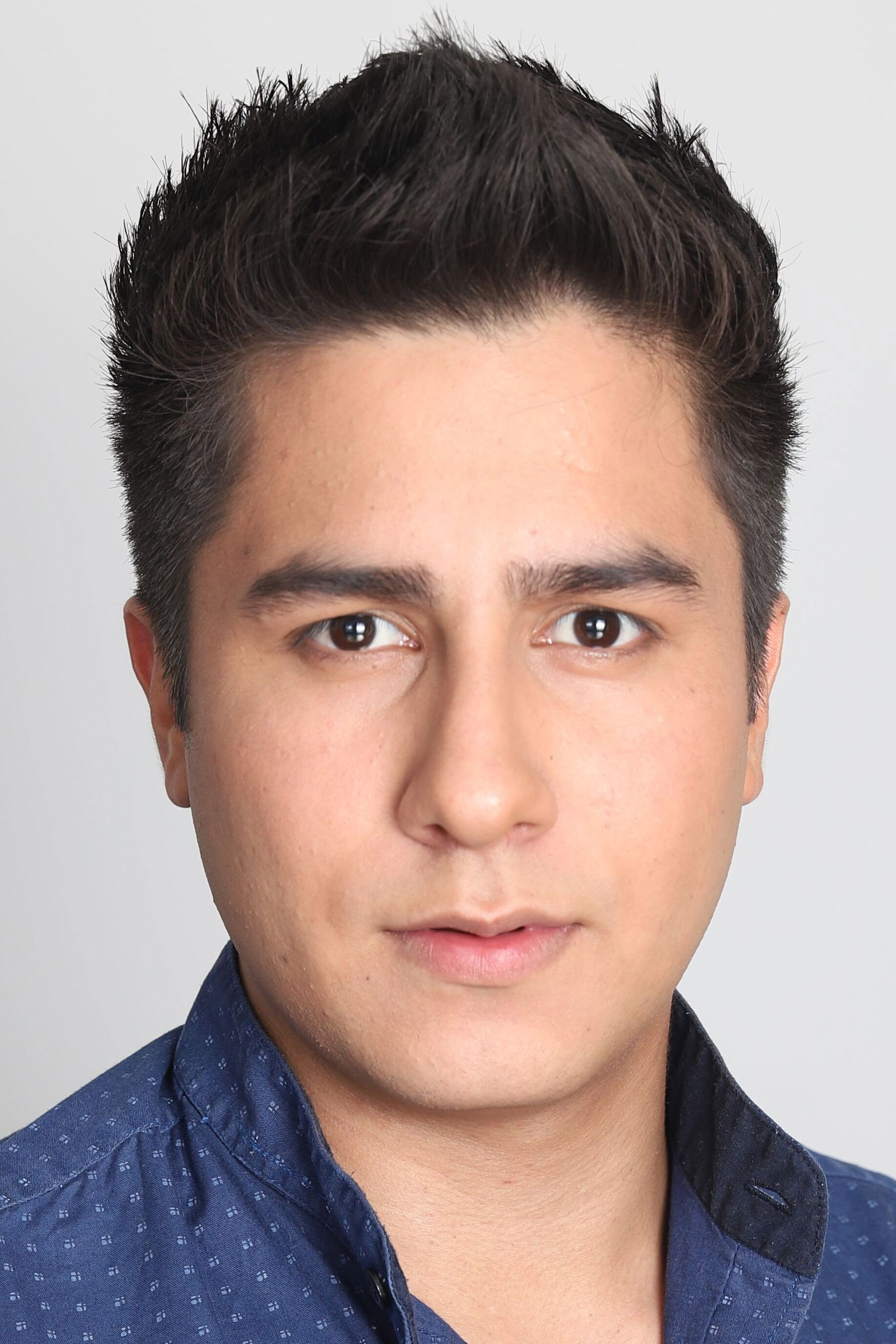Jesús Forero as Jonathan "El Tigre" in El Man es Germán