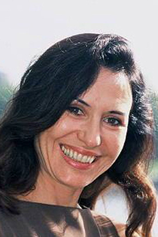 Brigitte Karner as Julia Wandel in Donauprinzessin