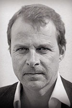 Carl Rigg as Harry Whitman in Cry of the Banshee