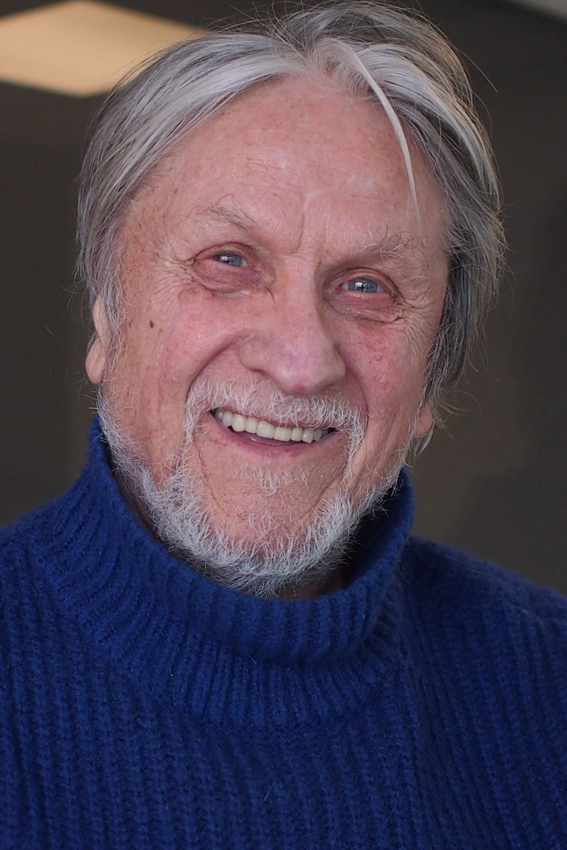 Jon Eikemo as Arne Bakstikkstuen in Fridtjof's Christmas