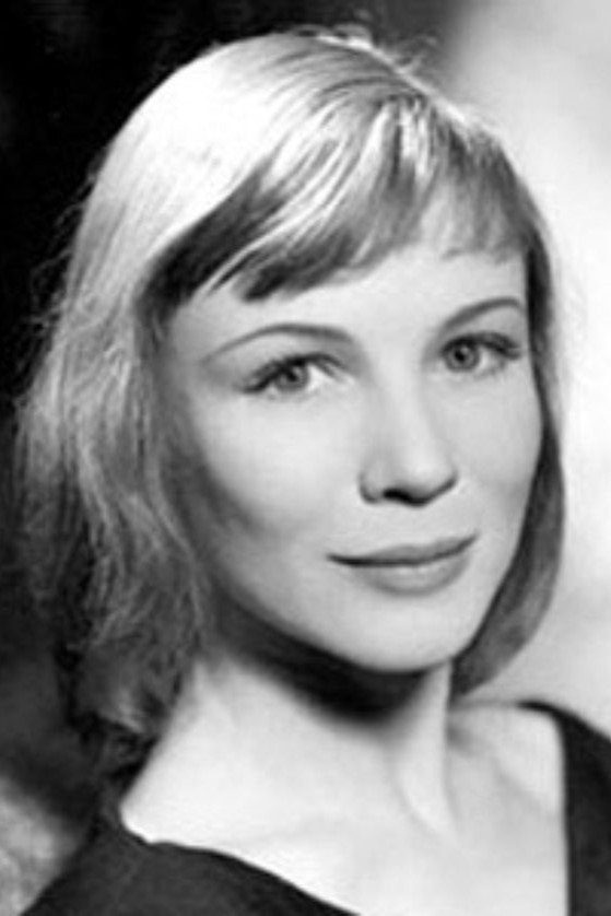 Frances Hyland as Muriel in Survive The Night
