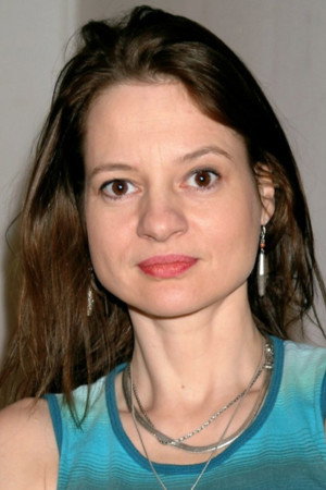 Martina Schiesser as Karin Semmelrogge in Drop Out