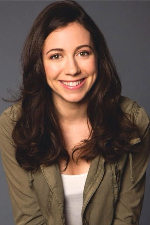 Alexandra Curran as Maura in Idea