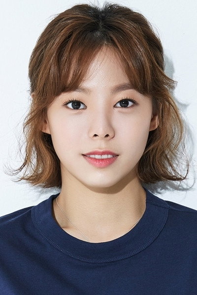 윤지원 as Seo Gang-eun in Let Free the Curse of Taekwondo