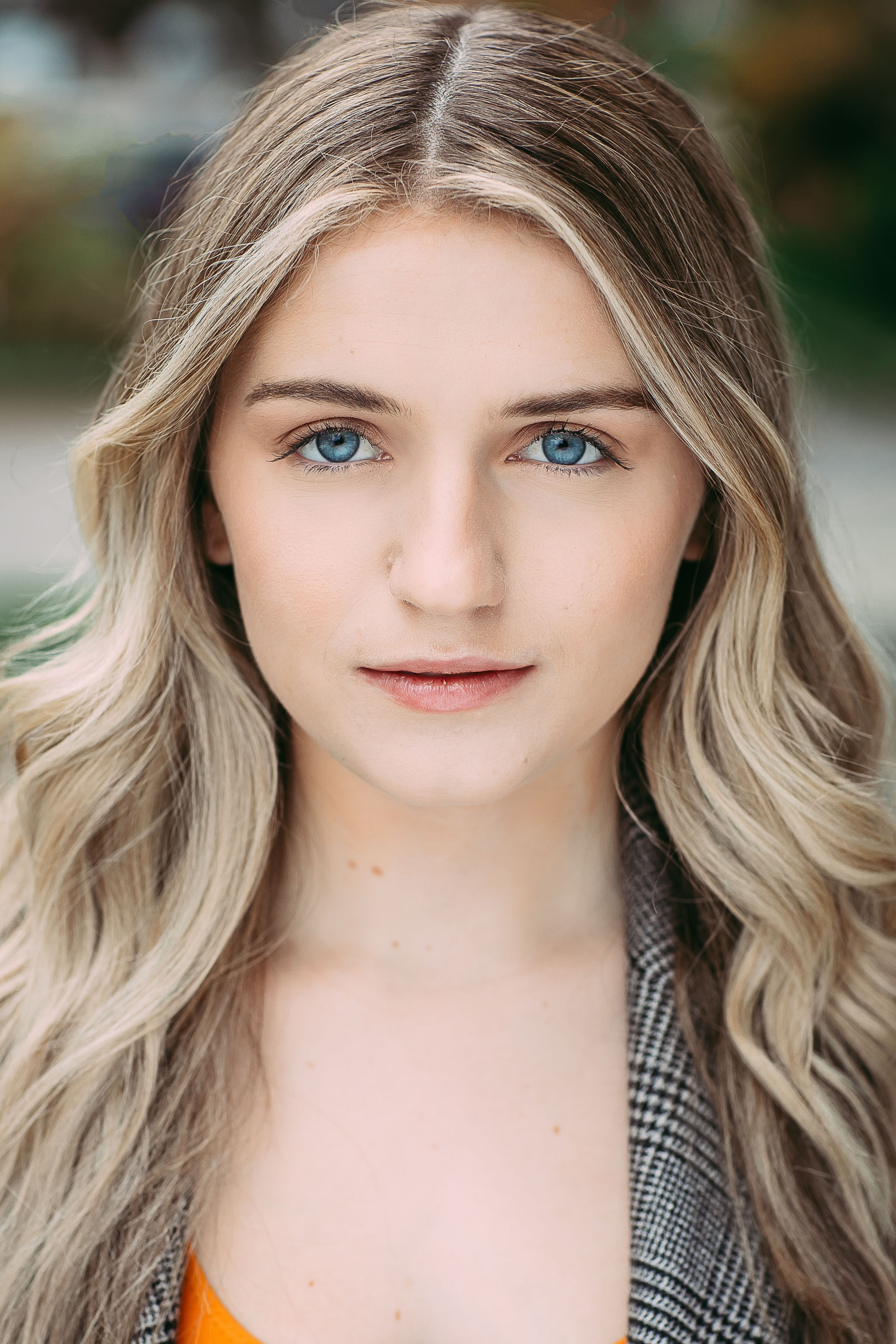Jenna Burgess as Anna in Lies Between Friends
