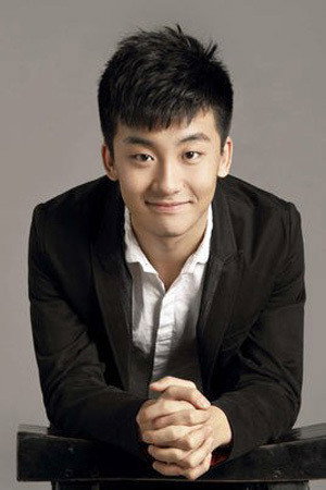 Gao Xuyang as Ren Yinxiao in The Inextricable Destiny