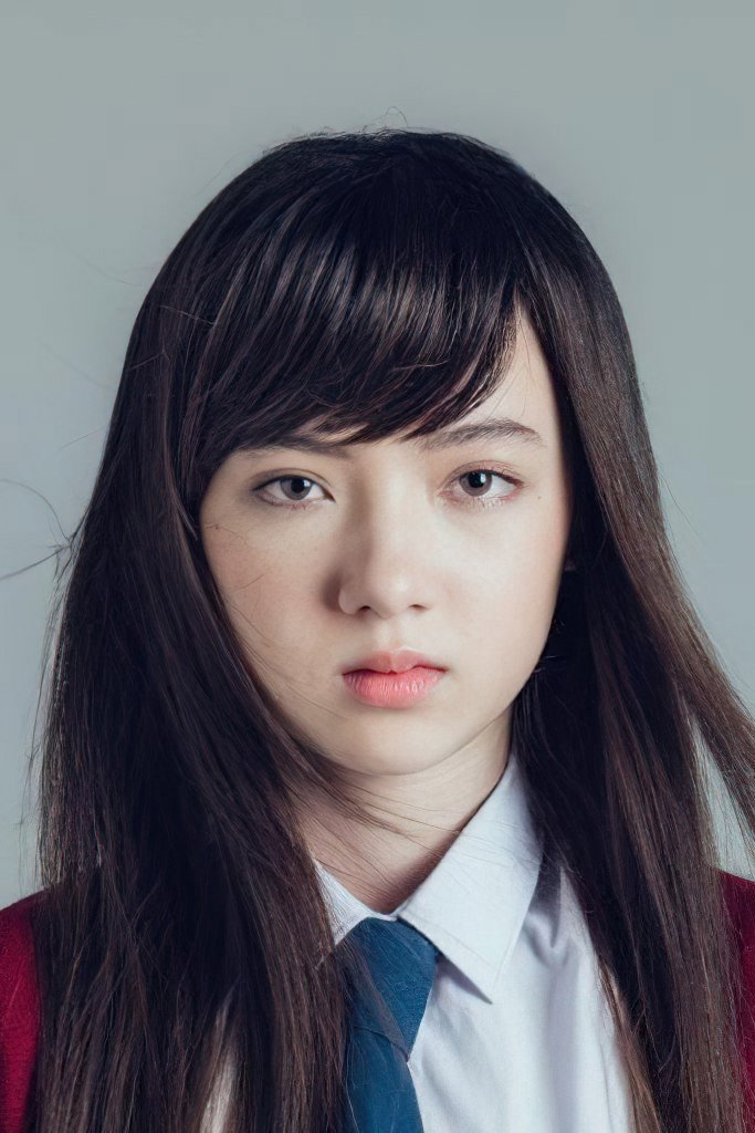 Jannine Parawie Weigel as Jui in Pee Nak