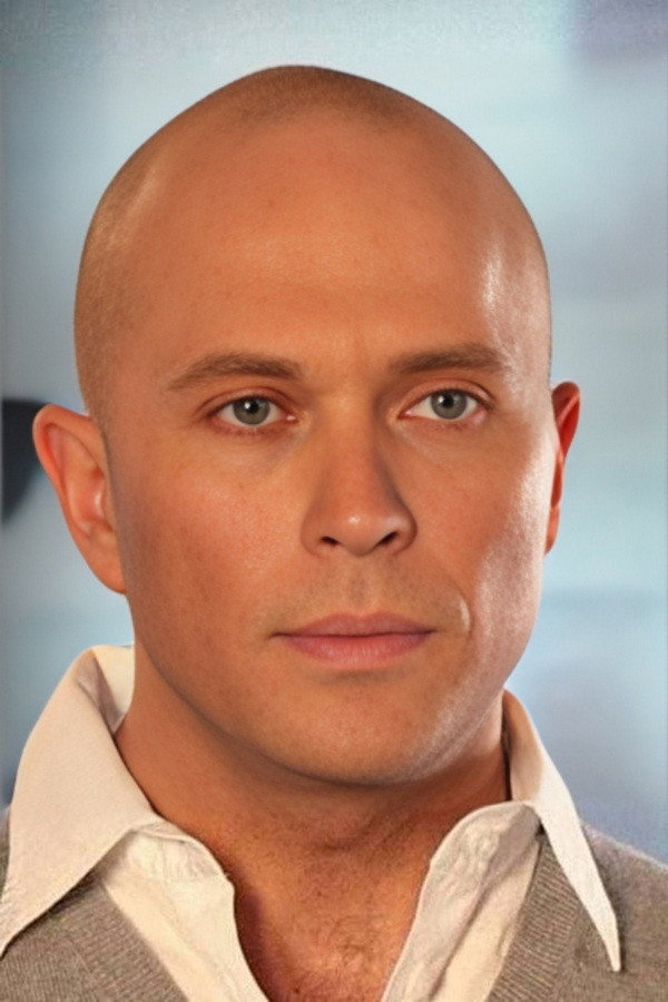 Сергей Дружко as News presenter in Dam