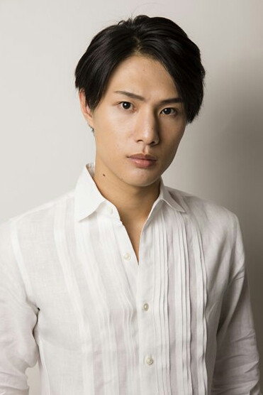 Ryoshiro Tsuji as Motsunikomi in Star Ride Order 2