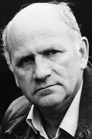 Ewan Hooper as Det. Sgt. Smith in Hunters Walk