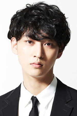 上杉柊平 as Kujo Haruto in Secret Makeover