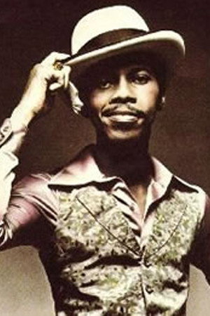 Johnny Graham as Guitar in Earth, Wind & Fire in Concert