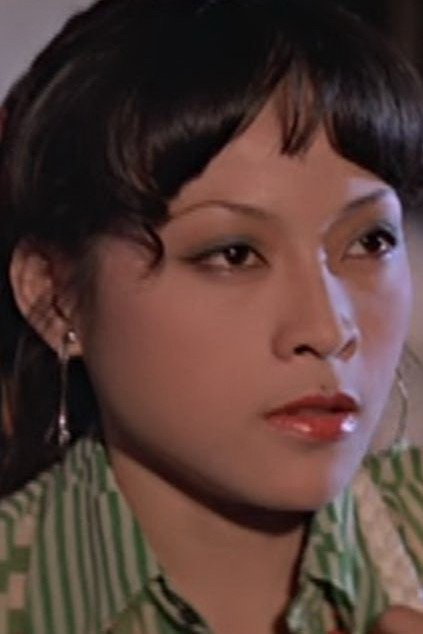 Lau Nga-Ying as Ah Lien in Body for Sale