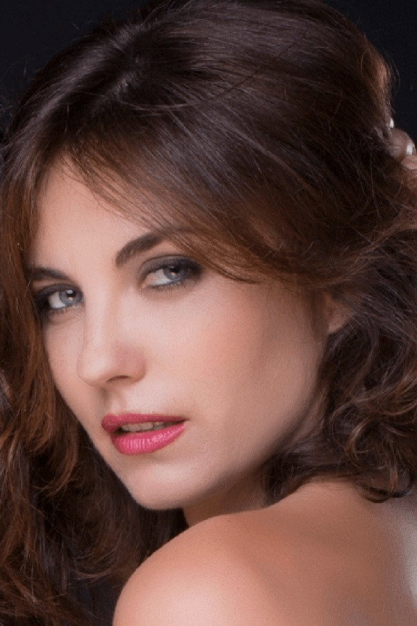Vanessa Gravina as Anna in Principessa