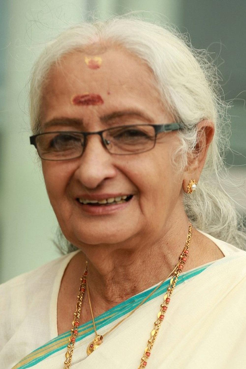 Valsala Menon as Janaki's grandmother in Ithihasa