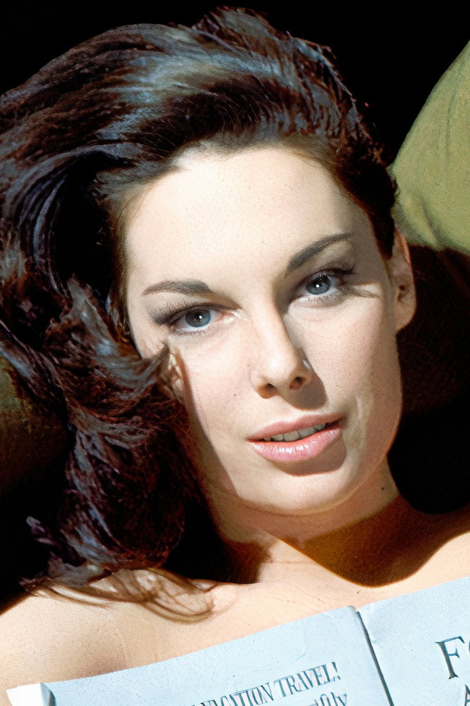 Tracy Reed as Miss Scott in Dr. Strangelove or: How I Learned to Stop Worrying and Love the Bomb