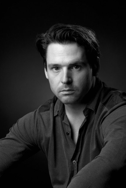 Kádas József as Iván in Lost Times