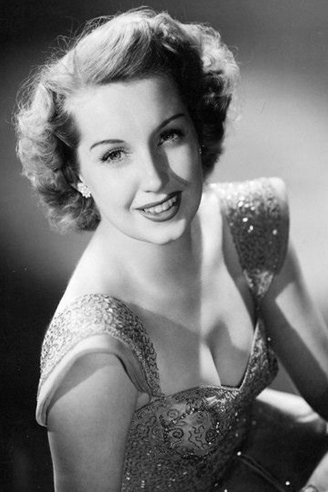 Martha Tilton as Judy Alvin in Swing Hostess