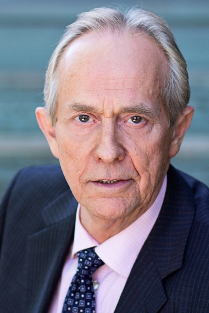 Shawn Lawrence as Cabbie in A Romance of the Little Forest