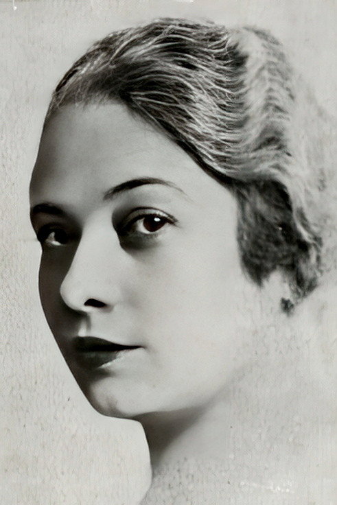 Charlotte Clasis as Marthe Venieri in The Happy Road