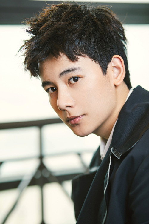 胡先煦 as Tang Shi in Undercover Auto Genius
