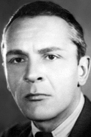 Алексей Краснопольский as Cyrus Smith in Таинственный остров