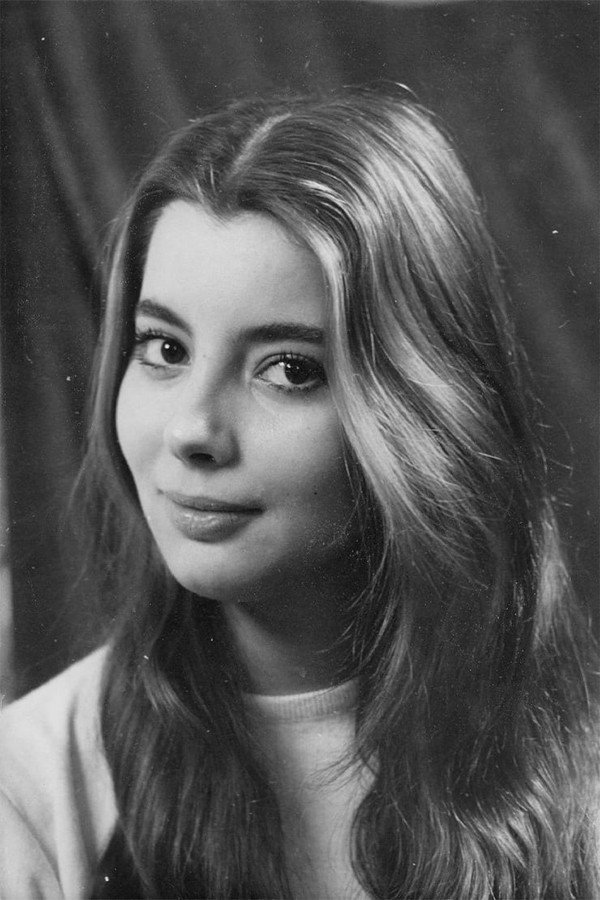 Jacqueline Sassard as Carla Bonelli in The Magistrate
