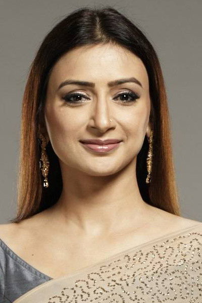 Gauri Pradhan Tejwani as Preeti Suri in Pashminna – Dhaage Mohabbat Ke