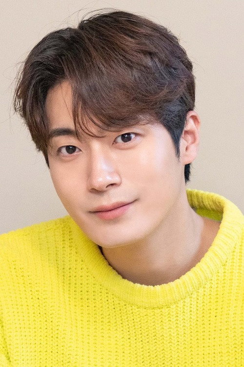 Cha Seo-won as Yoon Tae-joon in Unintentional Love Story
