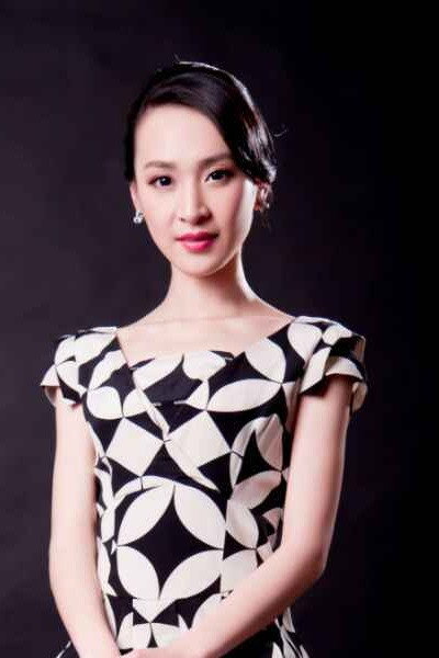 Han Yan as Yan Han in A Vegetarian Life