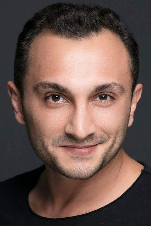 Şükrü Veysel Alankaya as Hasan in Mercan